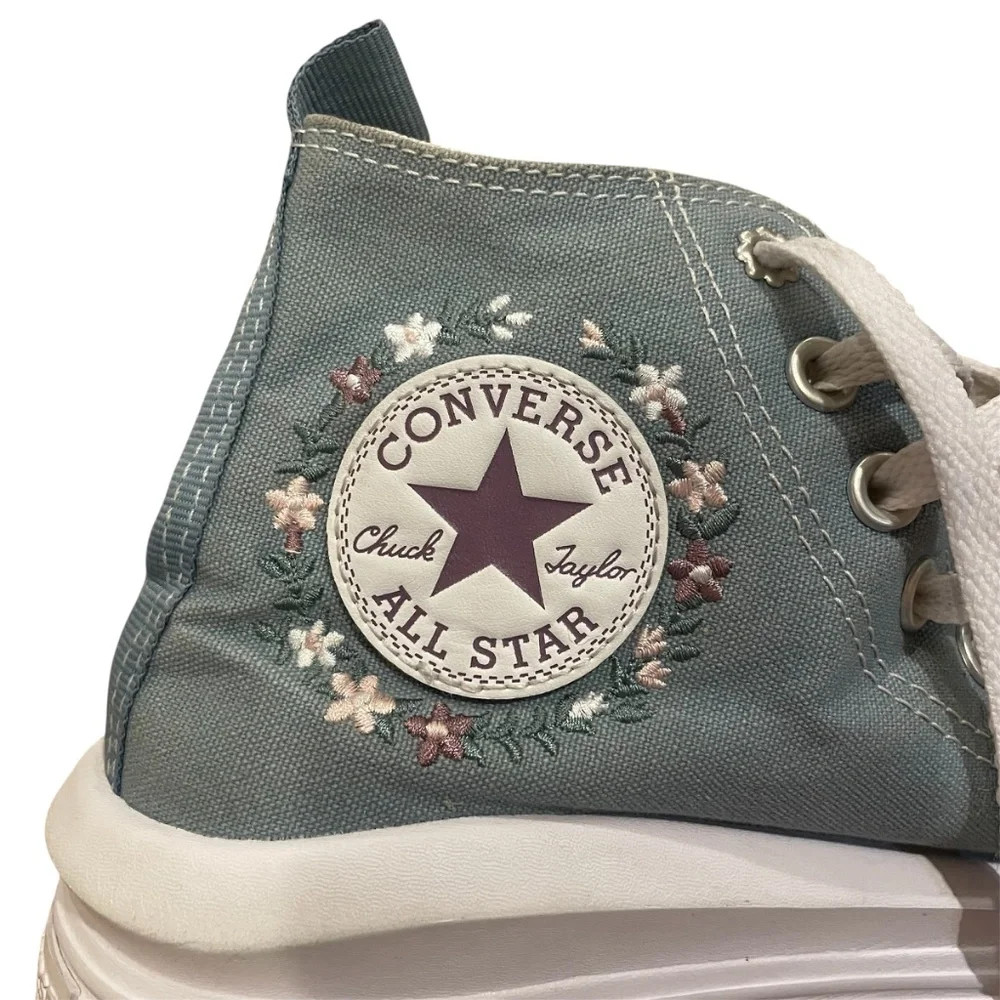 Converse All Star Chuck Taylor Blue Platform Canvas Sneakers Women’s 7 (Kids 5)